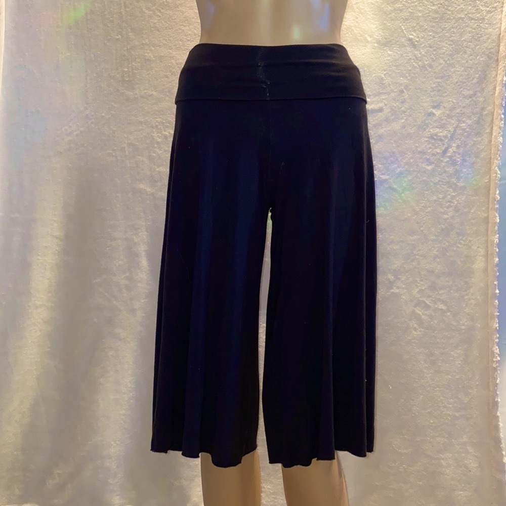 Black Culottes Skort Long Shorts 18” inseam rayon spandex XS Casual